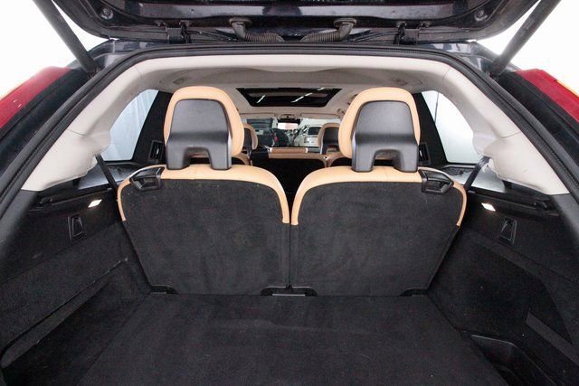 Used 2016 Volvo XC90 T6 Momentum image 28