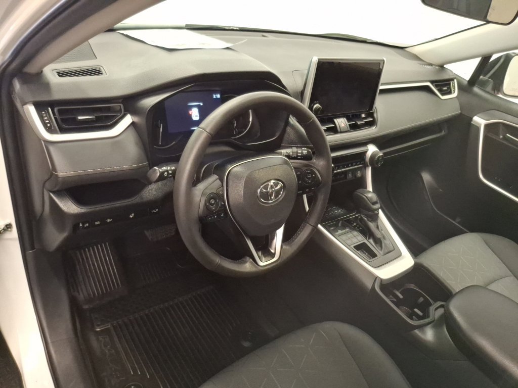 Used 2023 Toyota RAV4 XLE w/ Convenience Package AWD/4WD image 17
