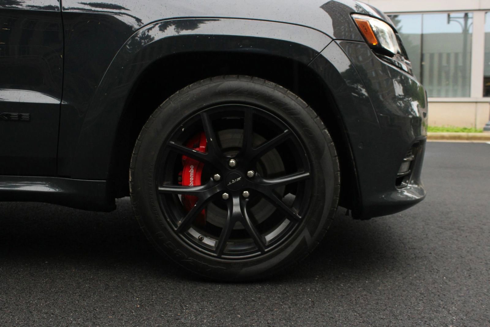 Used 2018 Jeep Grand Cherokee SRT AWD/4WD image 4