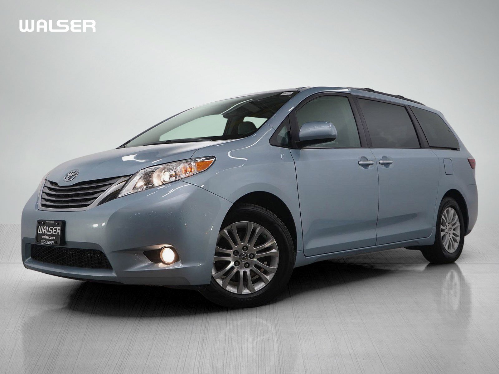 Used 2015 Toyota Sienna XLE