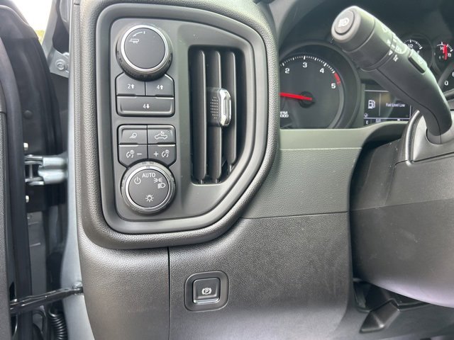 New 2025 Chevrolet Silverado 2500 Custom w/ Custom Value Package image 17