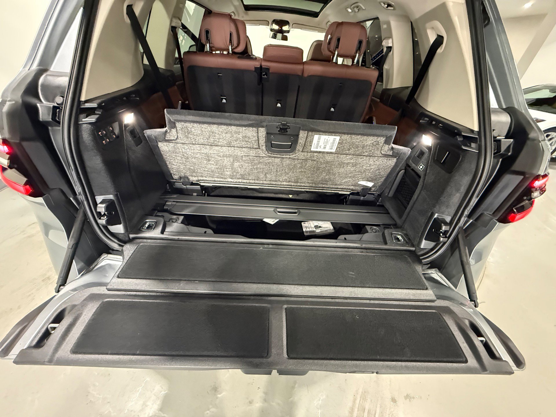 Used 2024 BMW X7 xDrive40i image 18