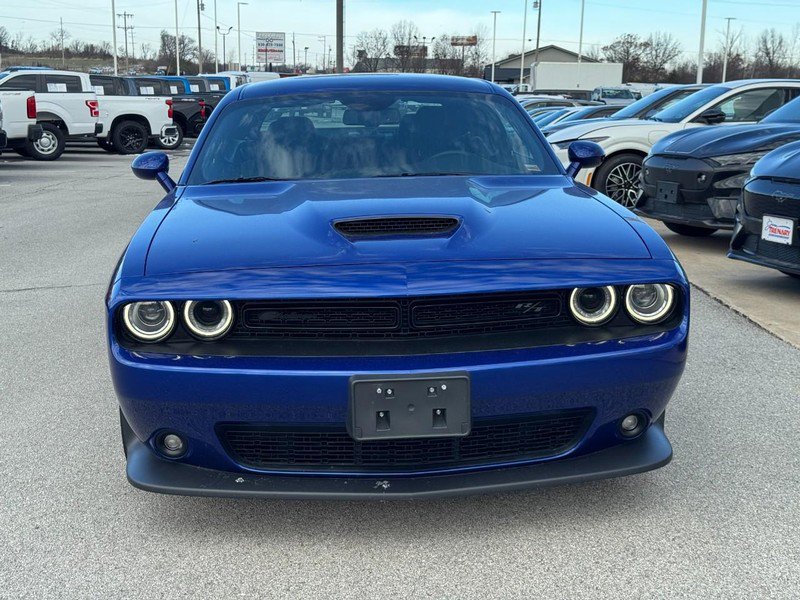 Used 2022 Dodge Challenger R/T w/ Blacktop Package image 9