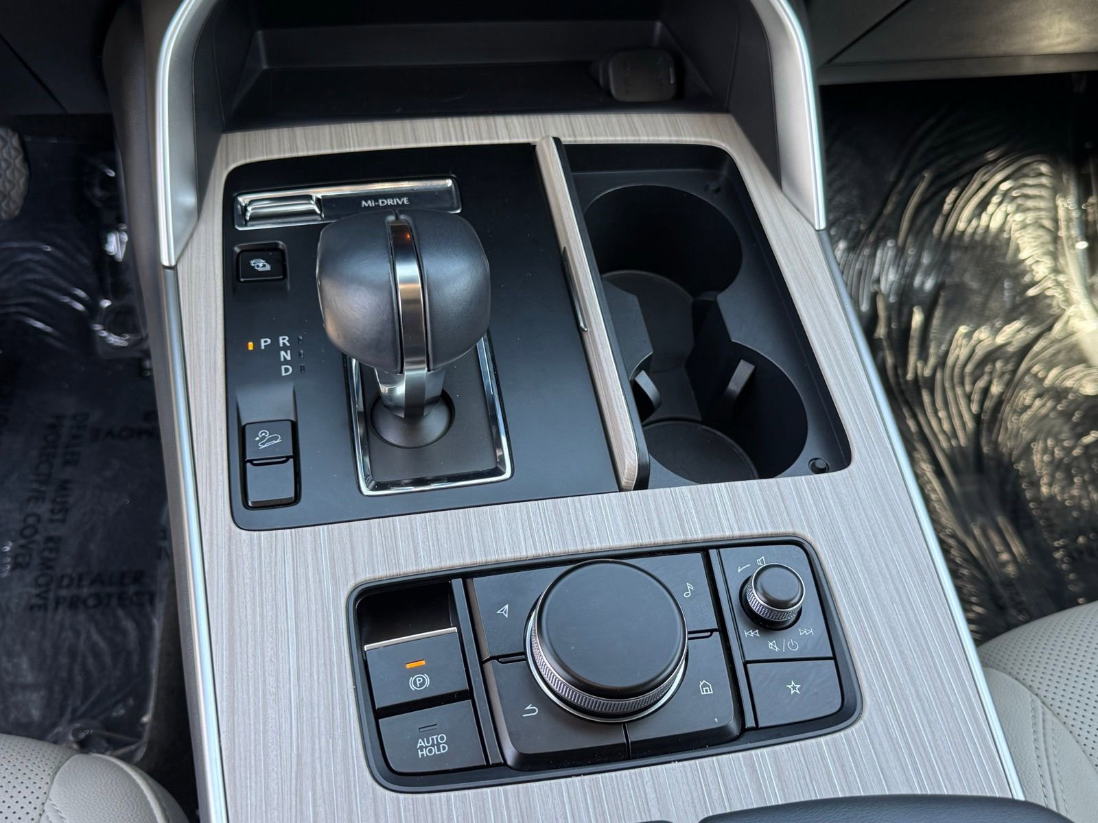 Used 2024 MAZDA CX-90 Plug-In Hybrid w/ Premium Pkg image 27