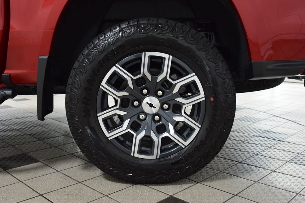 New 2026 Chevrolet Colorado Z71 w/ Technology Package AWD/4WD image 27