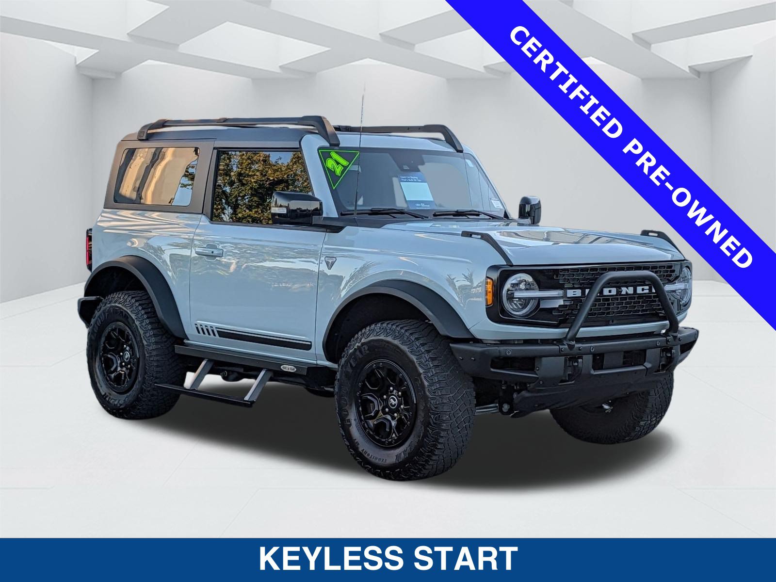 Certified 2021 Ford Bronco First Edition AWD/4WD image 3
