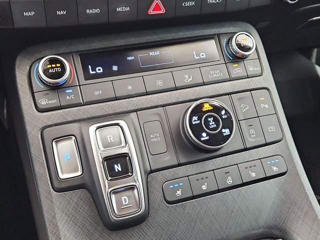 Used 2023 Hyundai Palisade Limited w/ Cargo Package image 19