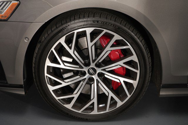 Used 2021 Audi S8 L w/ S8 Executive Package AWD/4WD image 17