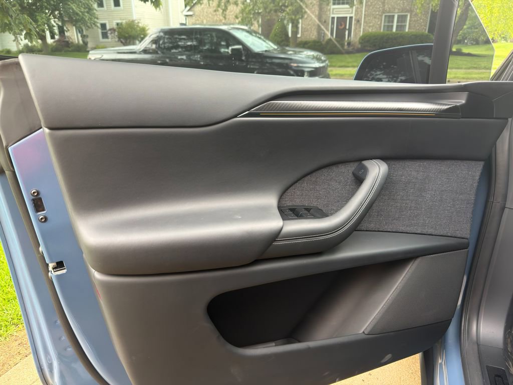 Used 2026 Tesla Model X Plaid AWD/4WD image 9