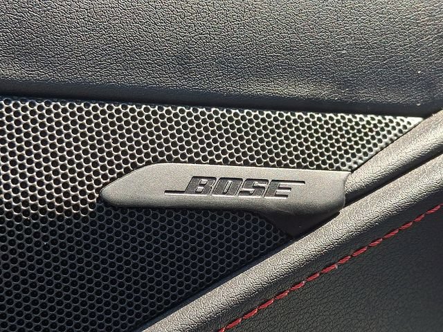 Used 2020 Chevrolet Corvette Stingray Coupe w/ Engine Appearance Package RWD image 27
