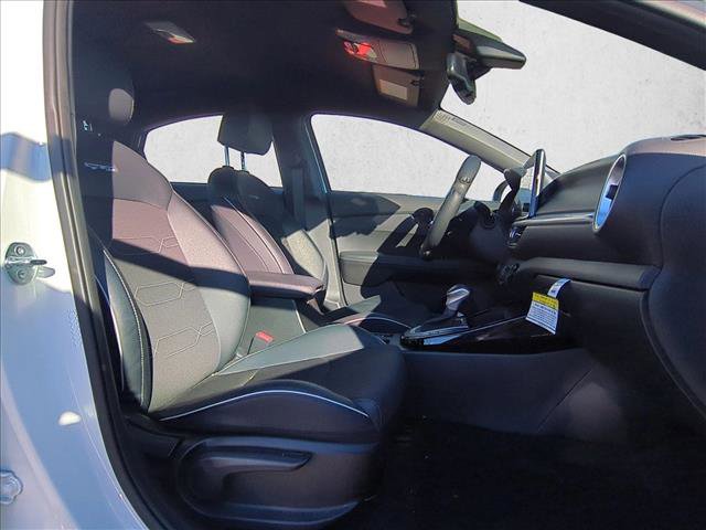 Used 2023 Kia Forte GT-Line w/ GT-Line Technology Package image 20