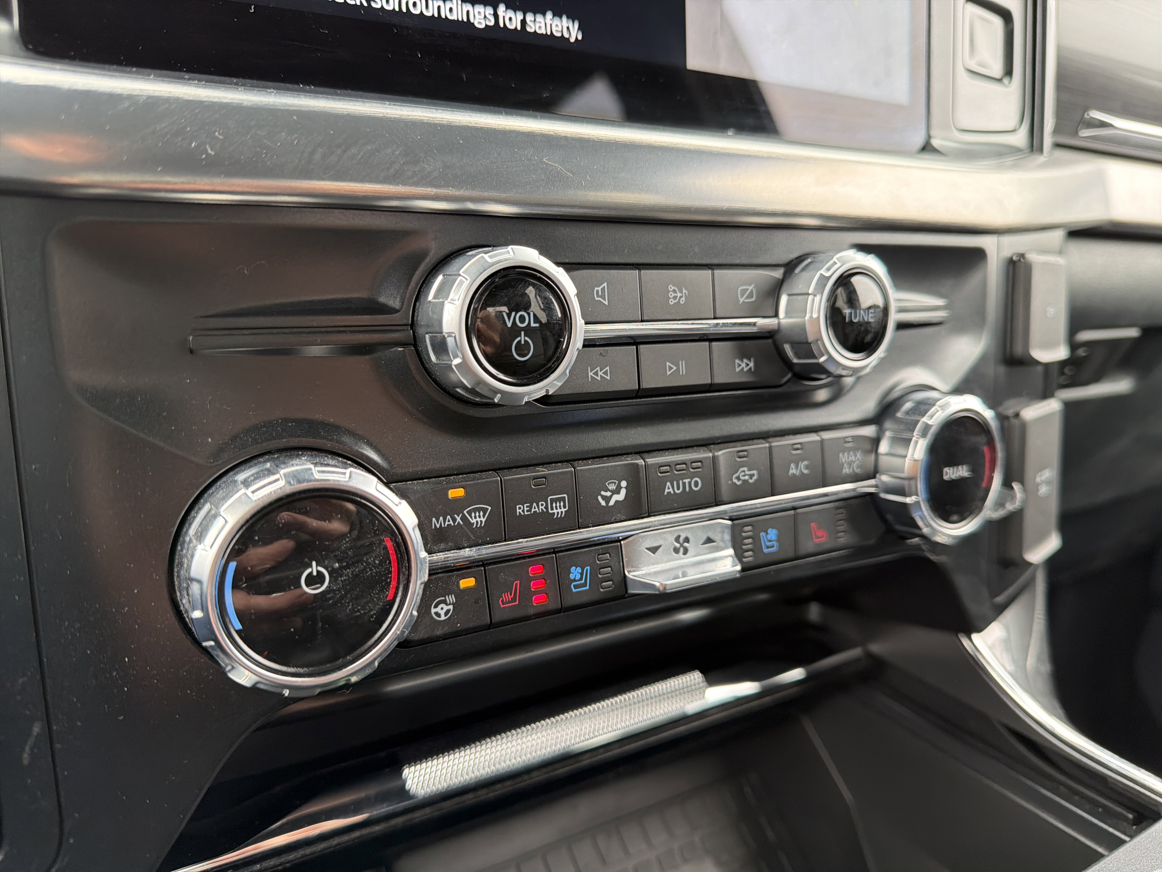 Used 2022 Ford F150 Lariat w/ Equipment Group 502A High image 23