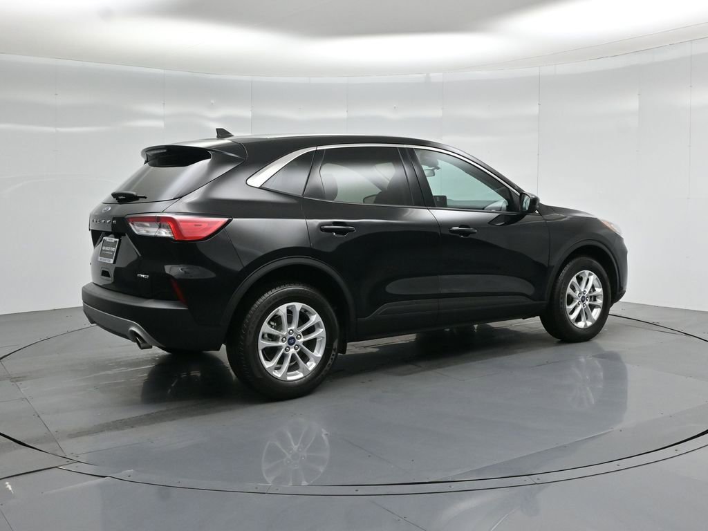 Certified 2021 Ford Escape SE image 25