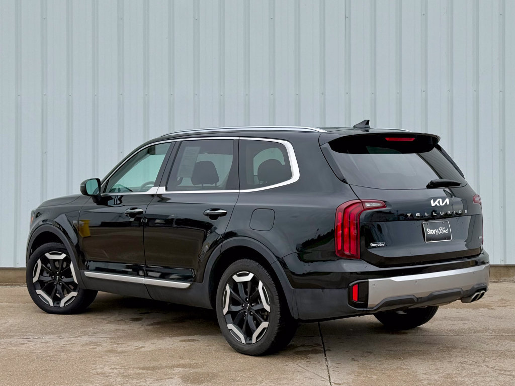 Used 2025 Kia Telluride S AWD/4WD image 4