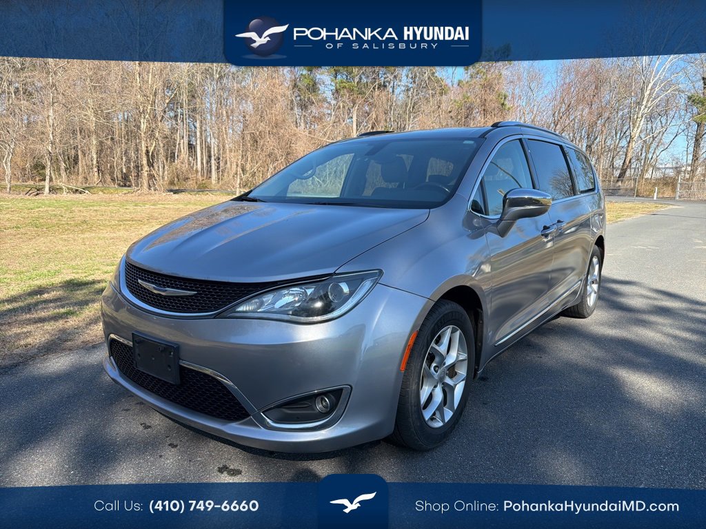 Used 2020 Chrysler Pacifica Limited image 1