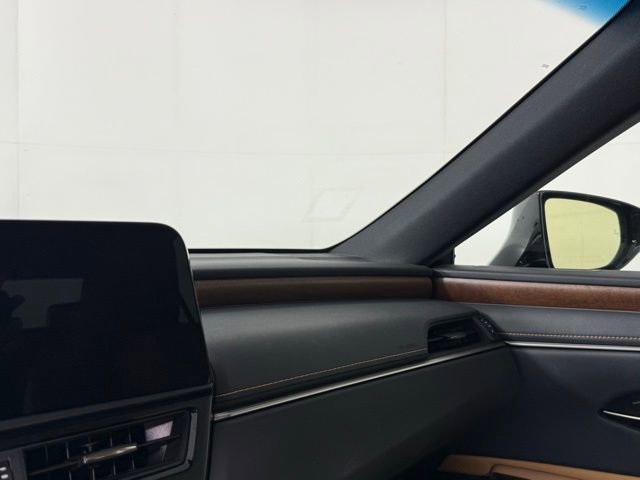 Certified 2025 Lexus ES 300h 300h w/ Premium Package image 22