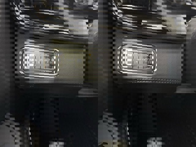 New 2026 Buick Enclave Preferred w/ LPO, Floor Liner Package image 19