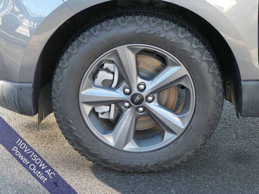 Used 2024 Ford Edge SEL w/ Sport Appearance Package image 11