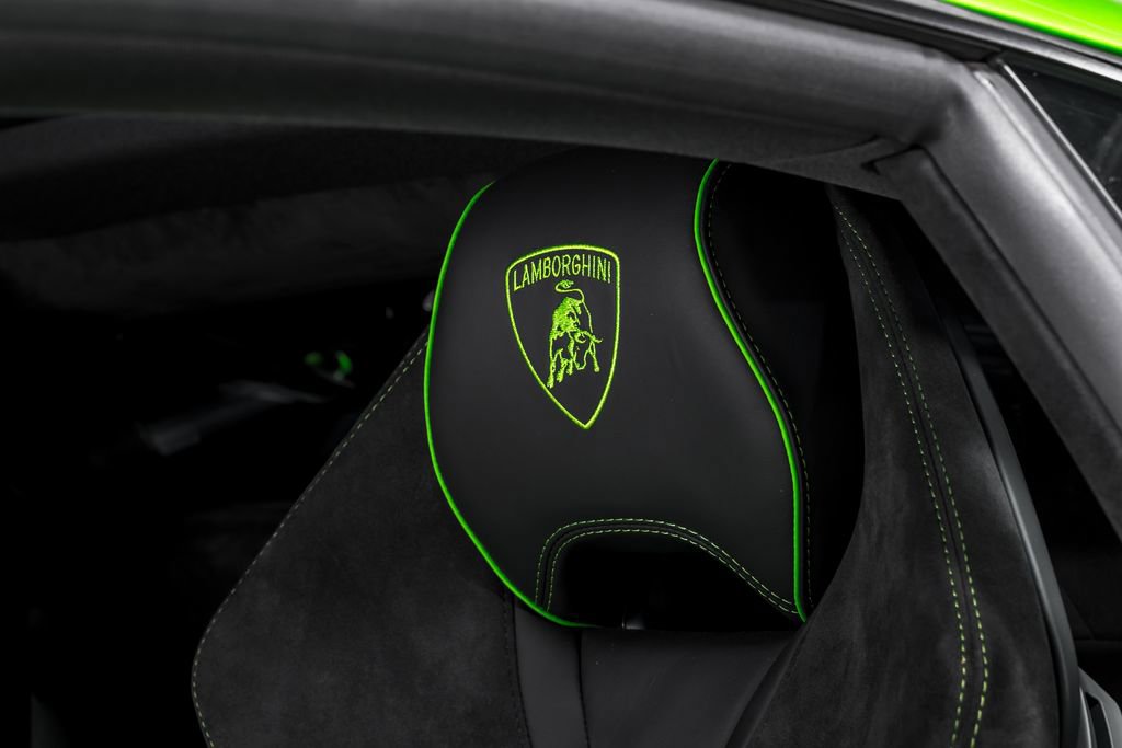Used 2024 Lamborghini Huracan Sterrato image 20