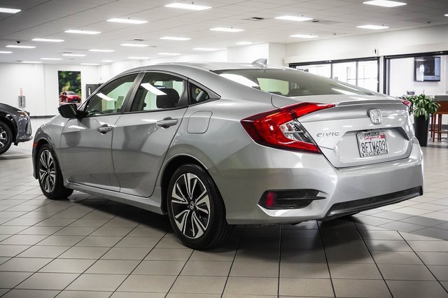 Used 2018 Honda Civic EX-T image 8