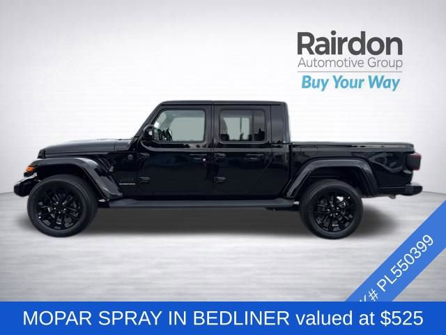 Used 2023 Jeep Gladiator Overland image 4
