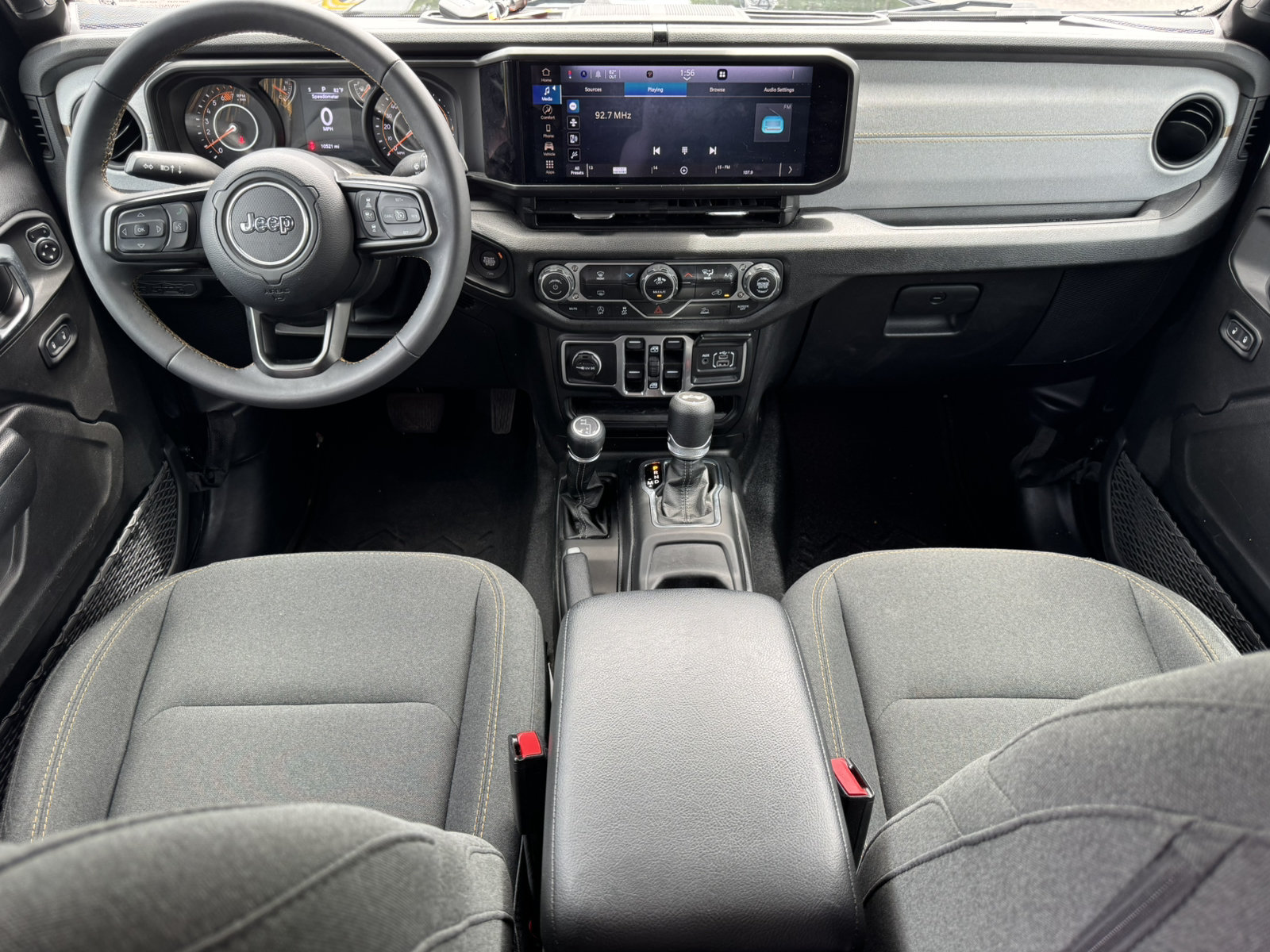 Used 2025 Jeep Wrangler Unlimited Sport AWD/4WD image 25