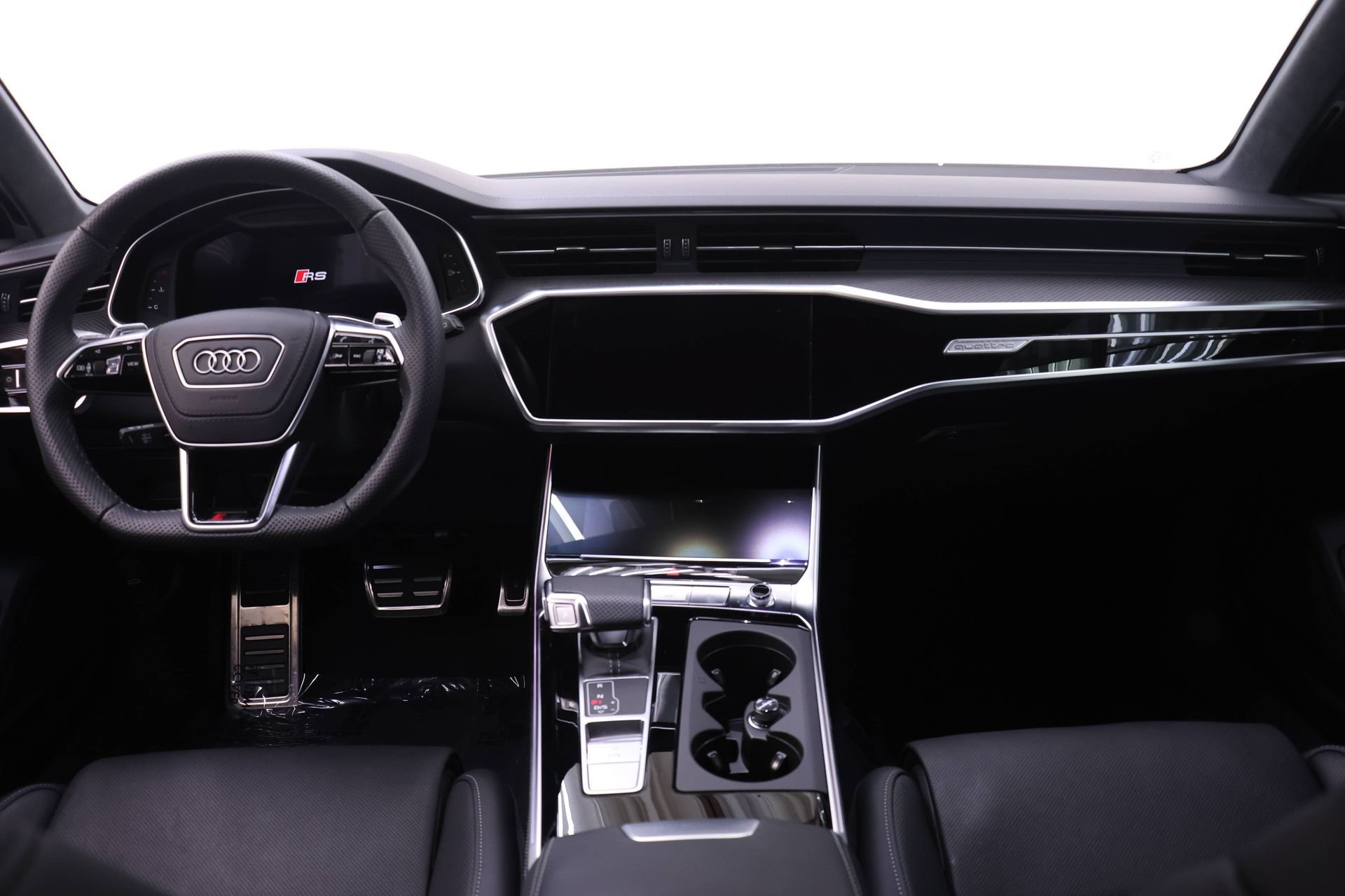 Certified 2025 Audi RS 6 performance AWD/4WD image 8