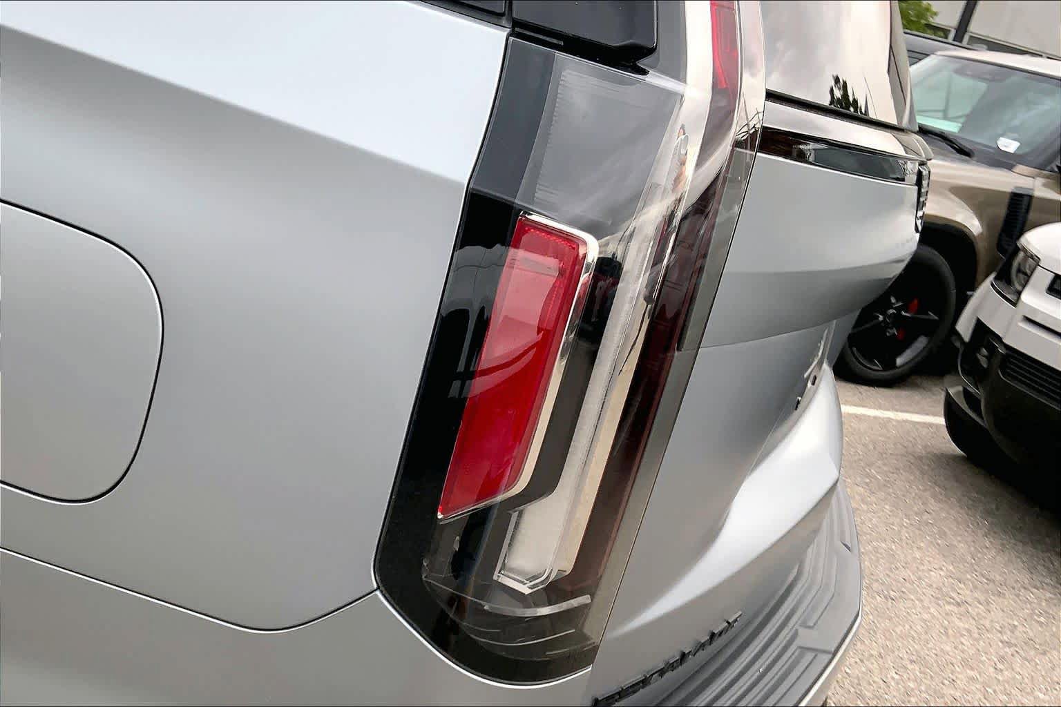 Used 2024 Cadillac Escalade V w/ LPO, Floor Liner Package AWD/4WD image 28