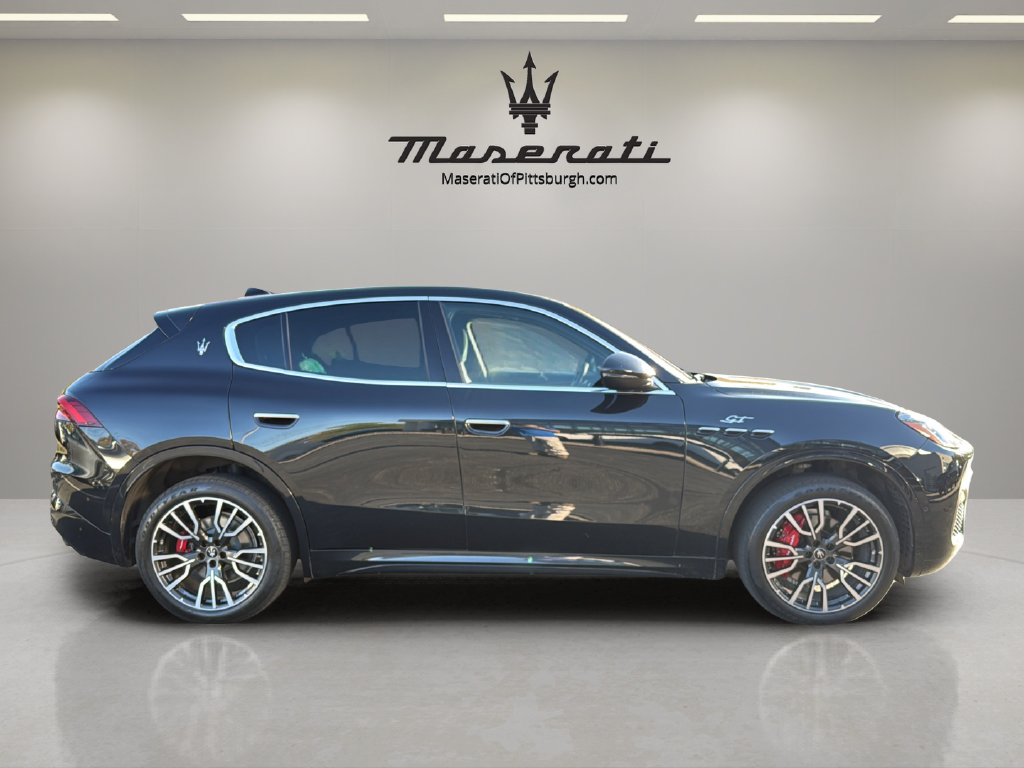 Used 2023 Maserati Grecale GT AWD/4WD image 4