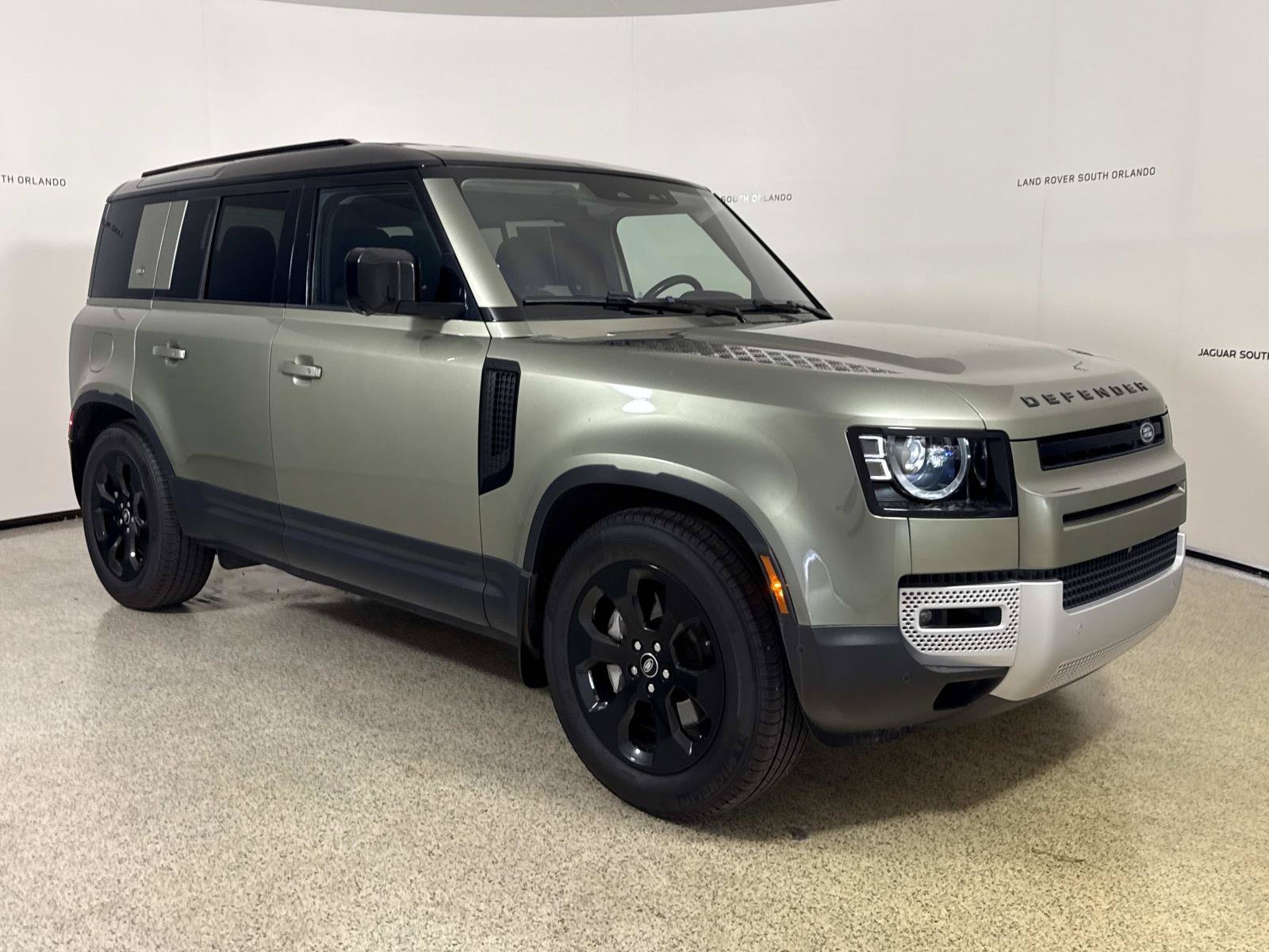 Used 2020 Land Rover Defender 110 SE AWD/4WD image 7