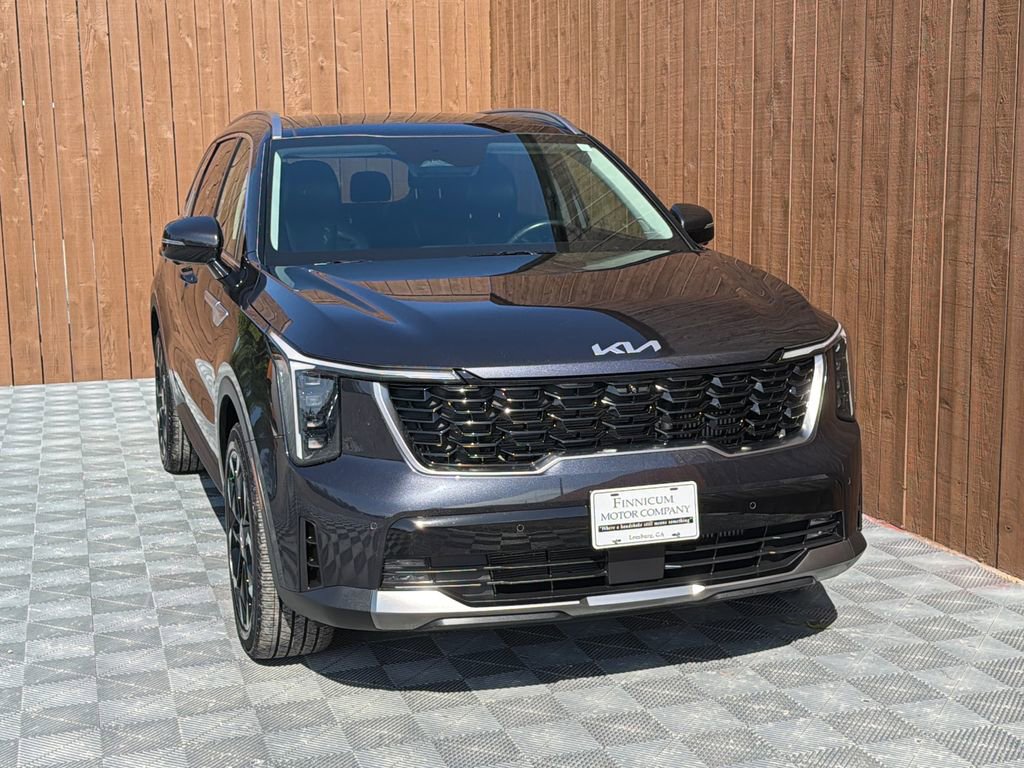 Used 2025 Kia Sorento SX image 12
