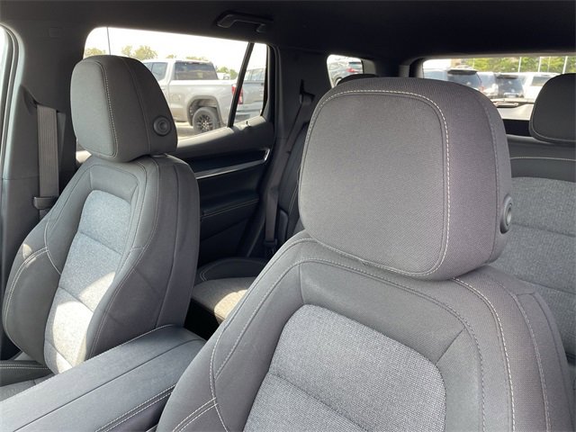 Used 2025 GMC Terrain Elevation image 11