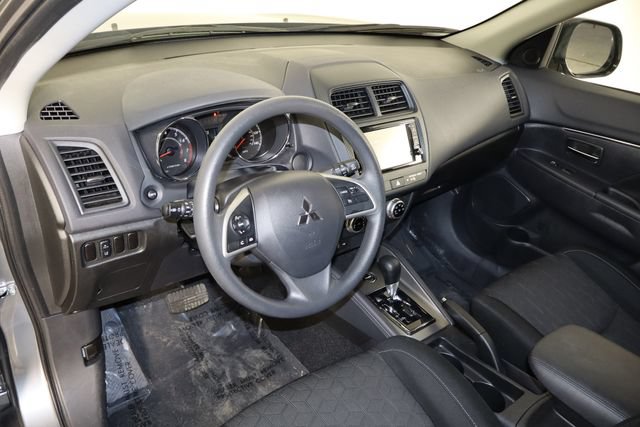 Used 2025 Mitsubishi Outlander Sport ES AWD/4WD image 23
