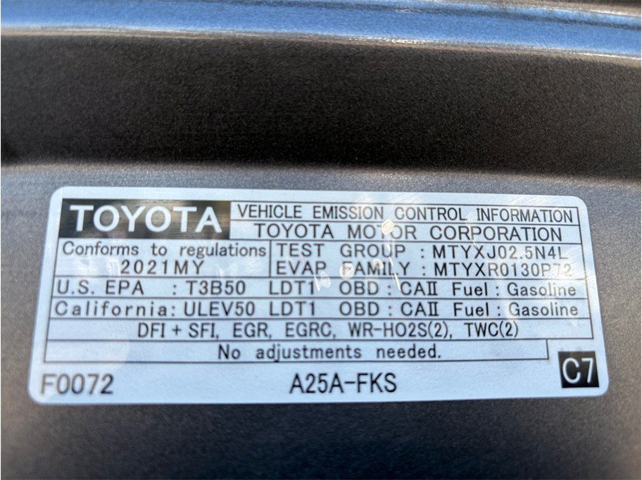 Used 2021 Toyota RAV4 XLE AWD/4WD image 22
