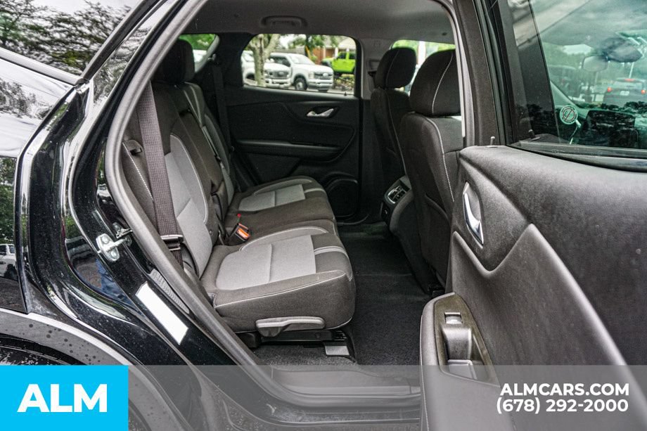 Used 2025 Chevrolet Blazer LT FWD image 21