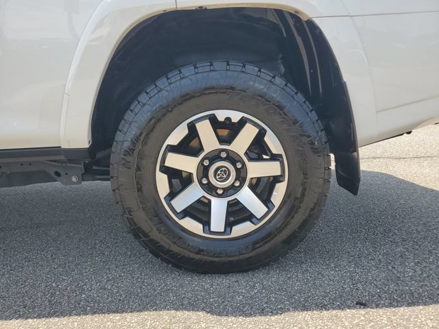 Used 2023 Toyota 4Runner TRD Off-Road Premium w/ Moonroof Package AWD/4WD image 11