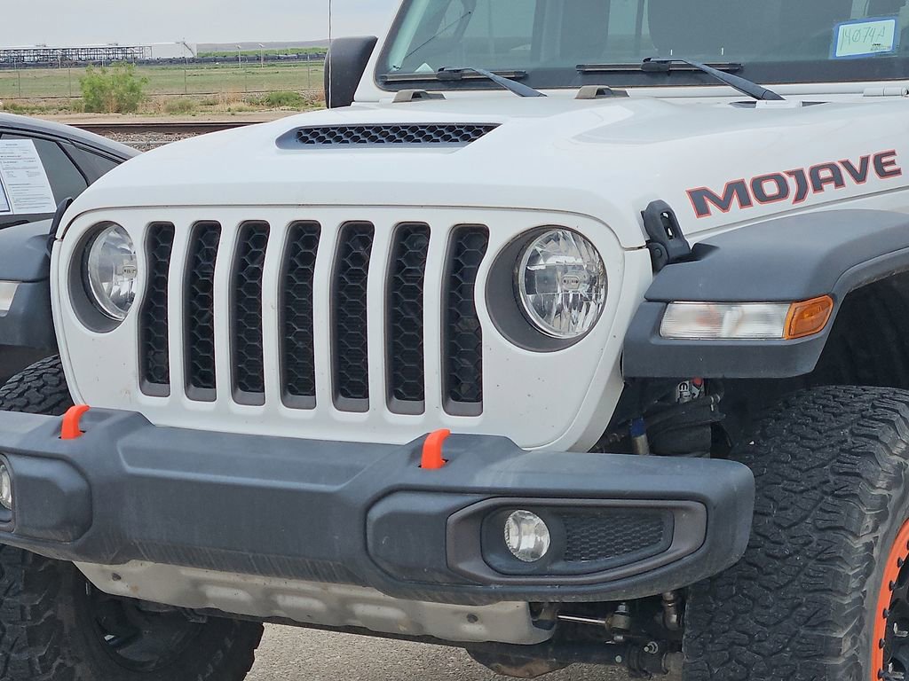 Used 2021 Jeep Gladiator Mojave AWD/4WD image 2