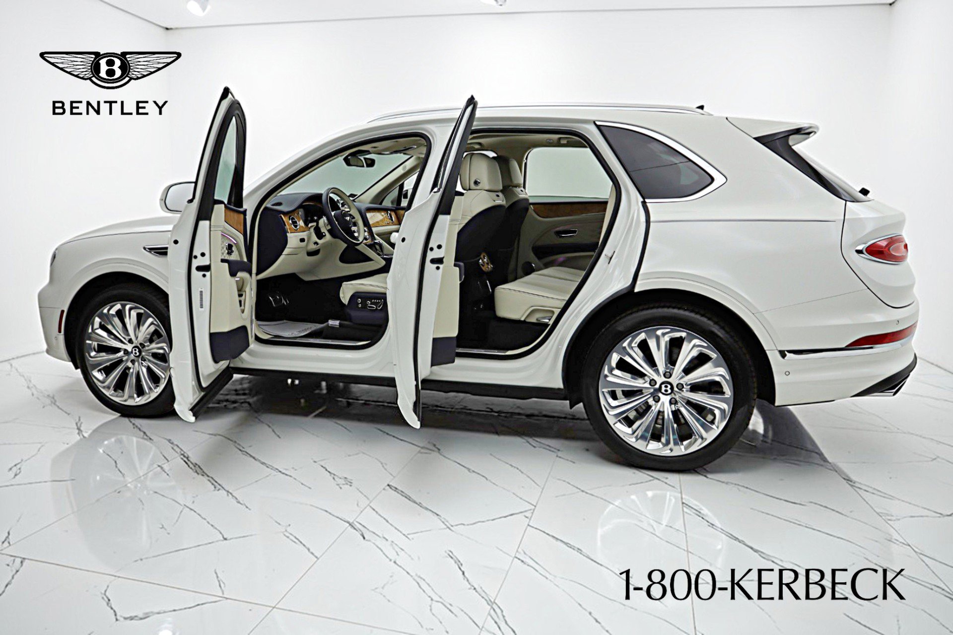 Used 2024 Bentley Bentayga image 5