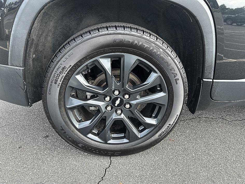 Used 2020 Chevrolet Traverse RS FWD image 11