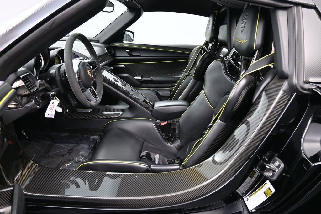 Used 2015 Porsche 918 Spyder AWD/4WD image 21