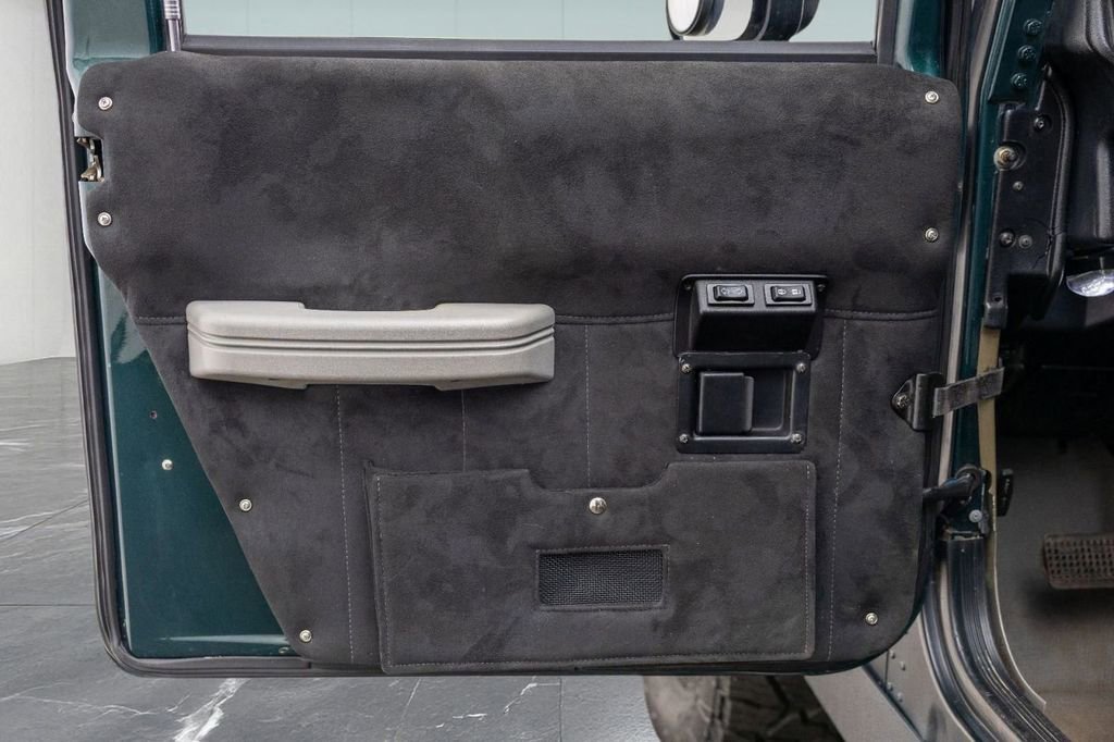 Used 1996 HUMMER H1 4-Door Hard Top image 20