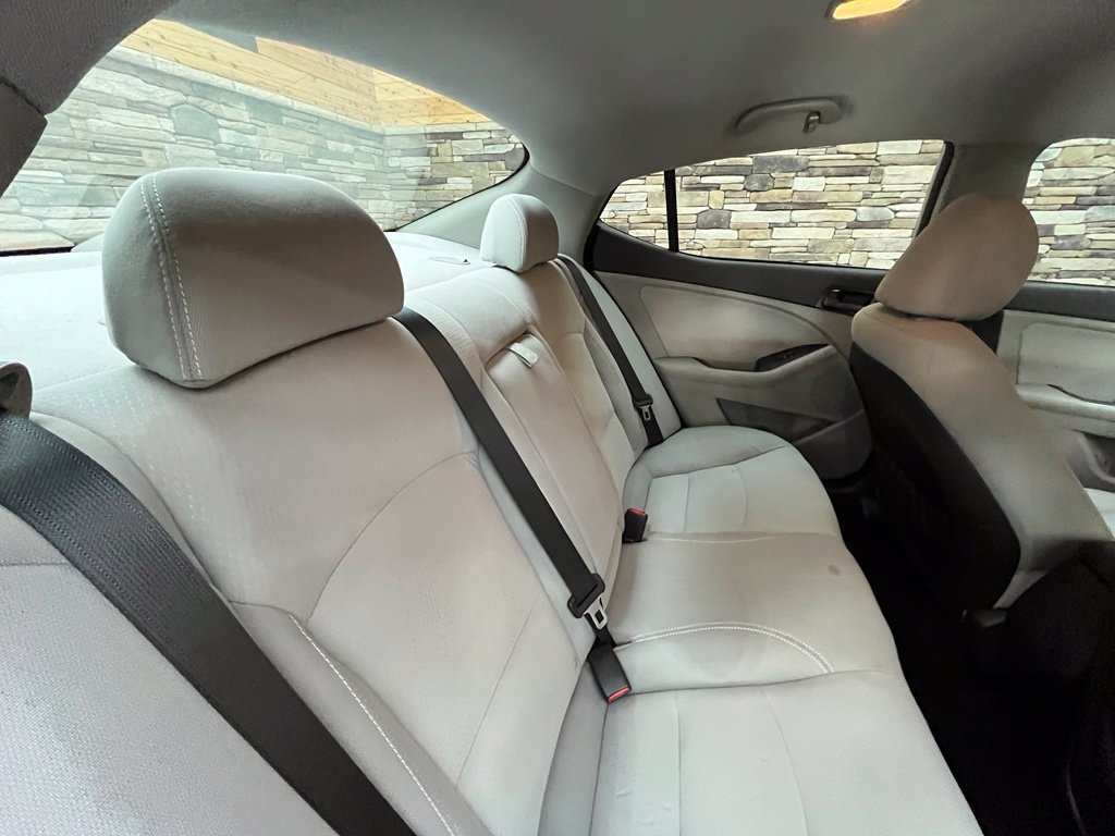 Used 2015 Kia Optima LX FWD image 43