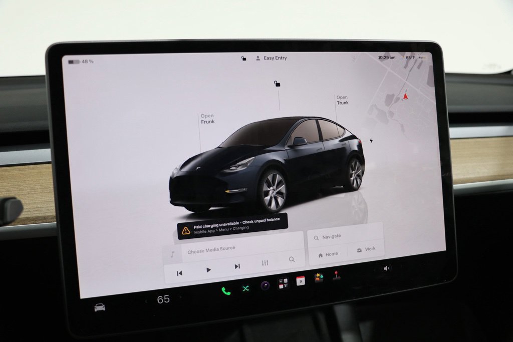 Used 2024 Tesla Model Y Long Range AWD/4WD image 21