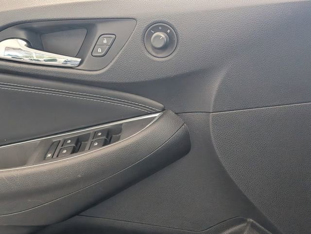 Certified 2017 Chevrolet Cruze Premier w/ RS Package image 20