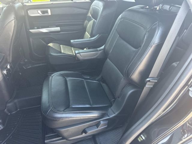 Used 2023 Ford Explorer Limited w/ Equipment Group 301A image 17