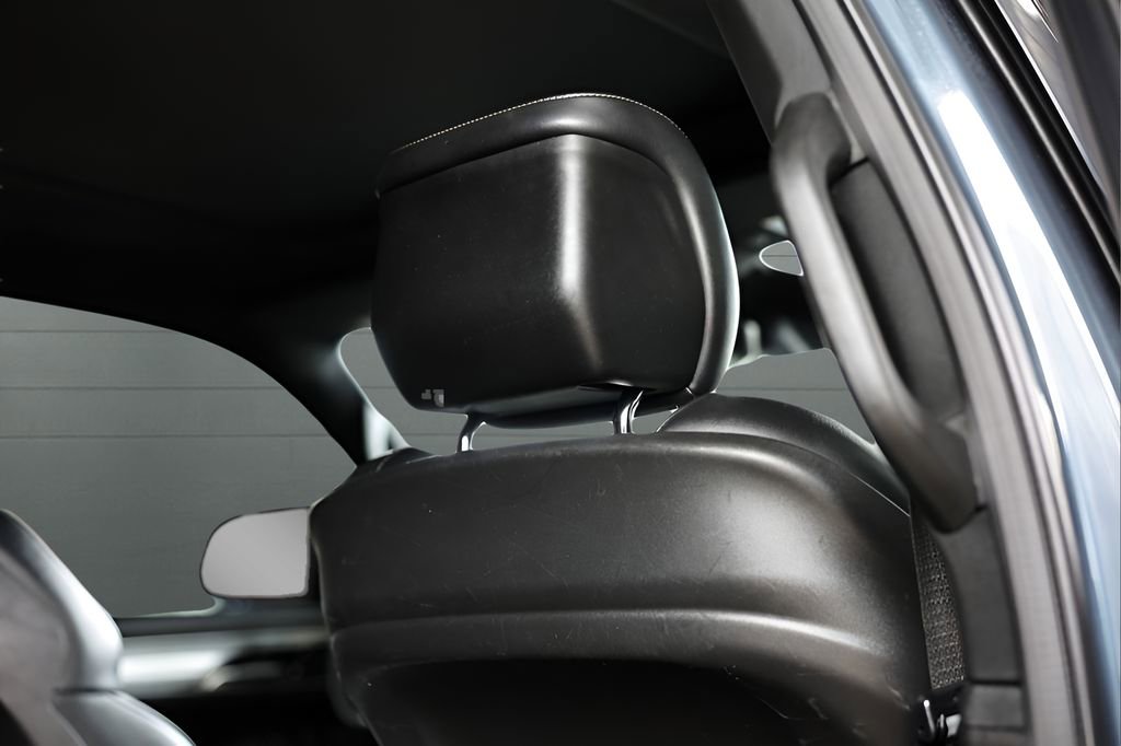 Used 2023 Jeep Wagoneer Series II image 69