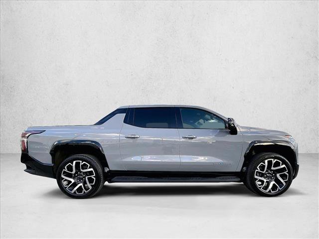 Certified 2025 Chevrolet Silverado EV RST image 5