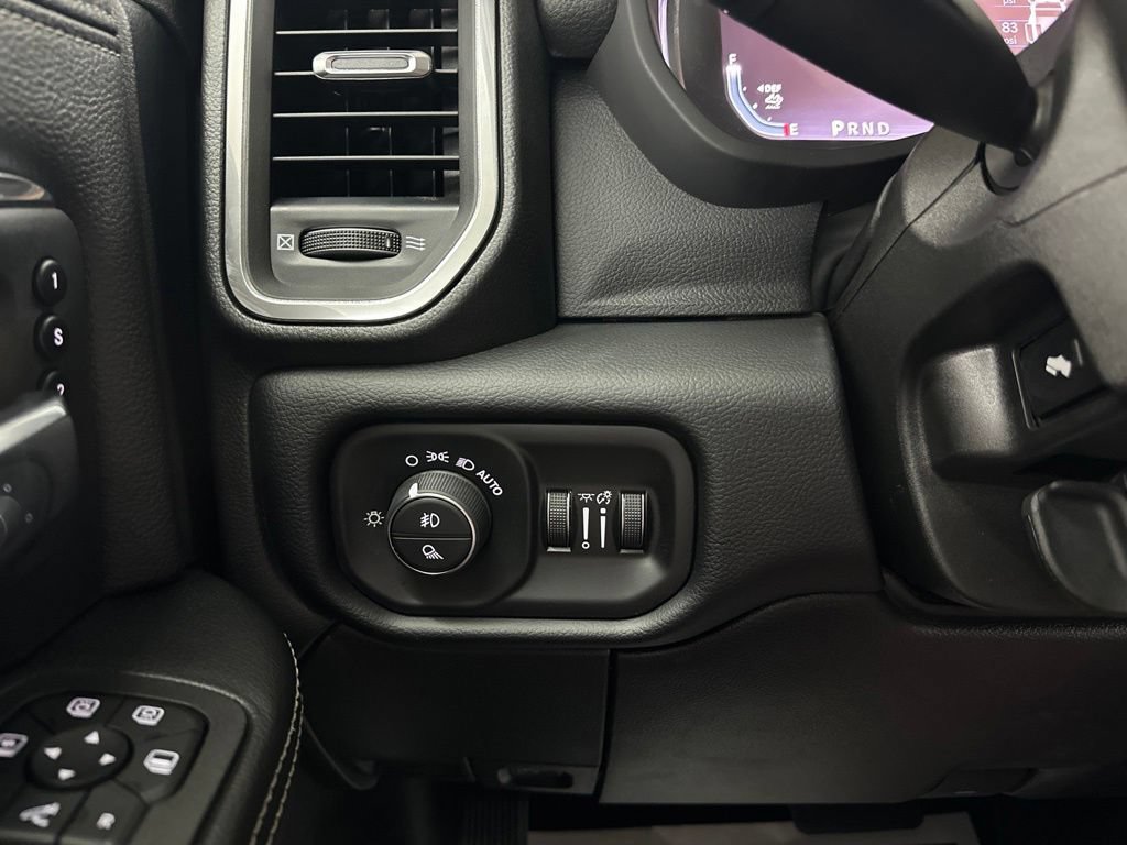 New 2026 RAM 3500 Laramie AWD/4WD image 43
