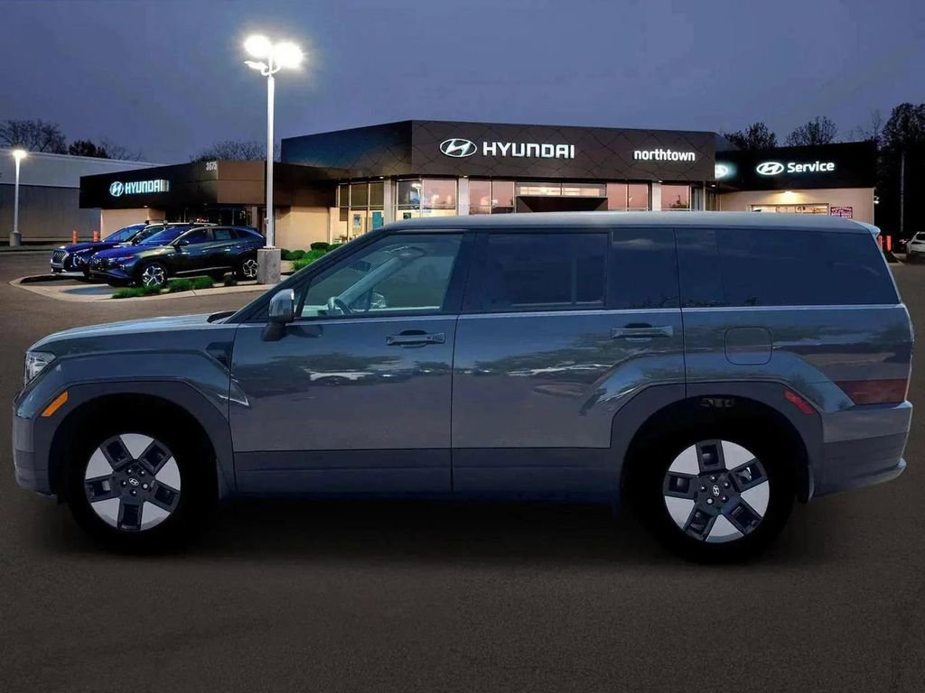New 2026 Hyundai Santa Fe SE image 3