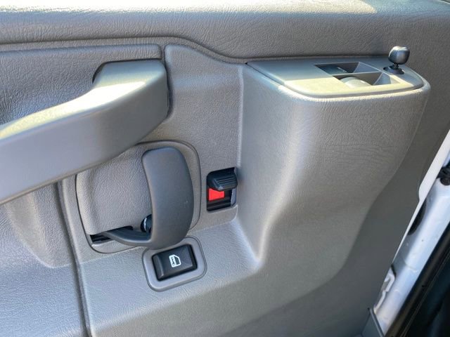 Certified 2024 Chevrolet Express 2500 Extended image 13